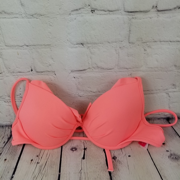 Victoria's Secret Other - Victoria's secret swim top